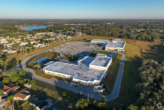 Magnolia School is located at 1900 Matterhorn Dr, Orlando, FL.