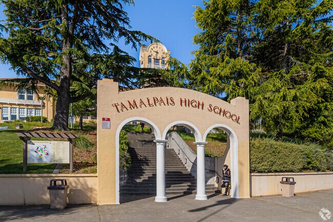 Archway at the entrance of Tamalpais High School.