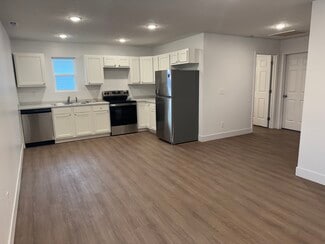 2017 29th St, Bedford, IN 47421