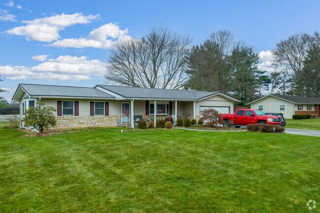 Single family homes make up most of Heath.