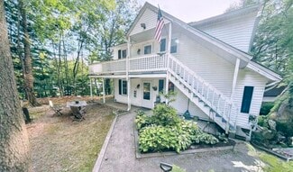 21 Plaza Village Rd Unit B, Plymouth, NH 03264