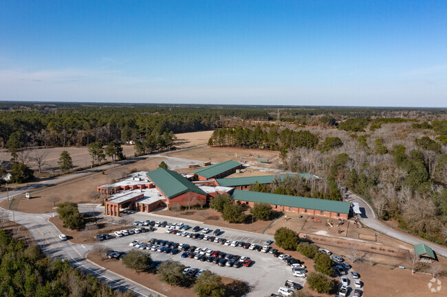 Springfield Elementary School serves students from the Springfield area.