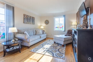 301 Nob Hill Ct, Ann Arbor, MI 48103