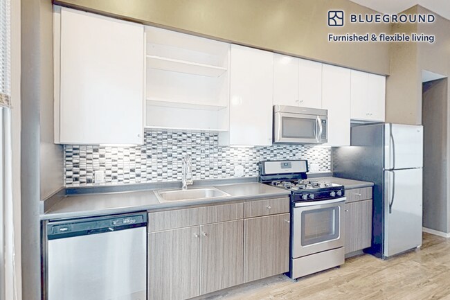 445 Artisan Way unit FL4-ID2974A, Somerville, MA 02145 - photo 5