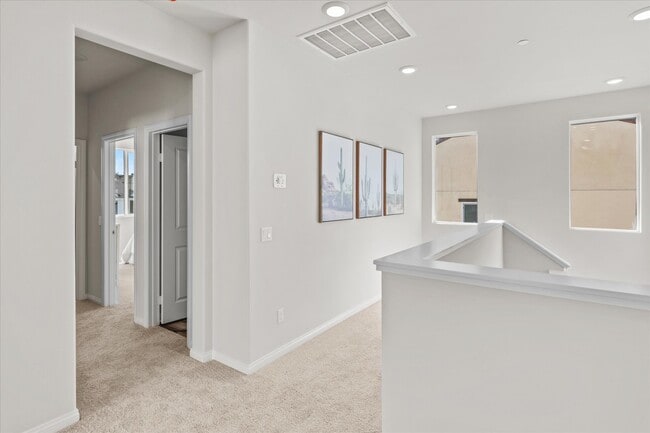 29263 Crescent Way unit 36582924, Highland, CA 92346 - photo 4