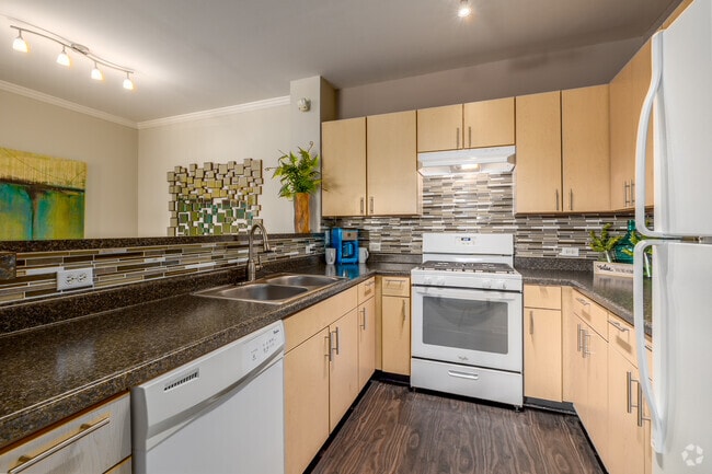 2BR, 2BA - 1,218SF - Kitchen