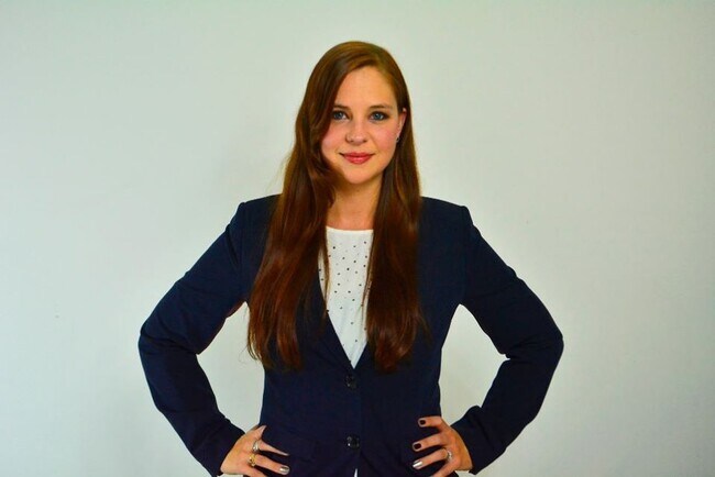 Agent Photo
