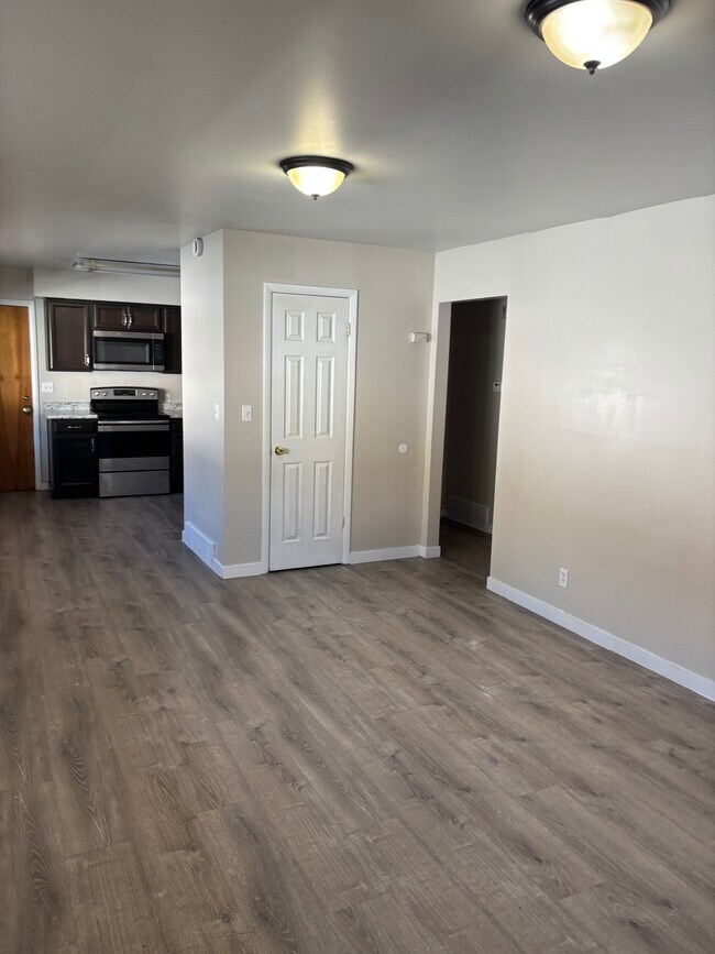 3608 Orchard Ave unit 3608 Orchard 1, Ogden, UT 84403 - photo 4