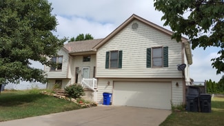1558 W Mulberry St, Olathe, KS 66061
