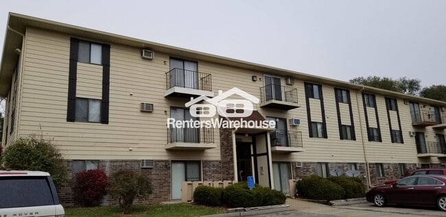 1831 Fuller Rd, West Des Moines, IA 50265 - photo 2