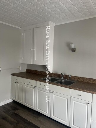 591 Main St Unit 12, Bangor, ME 04401
