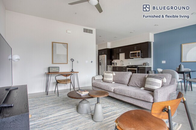 11120 Chandler Blvd unit FL1-ID1220, Los Angeles, CA 91601 - photo 2