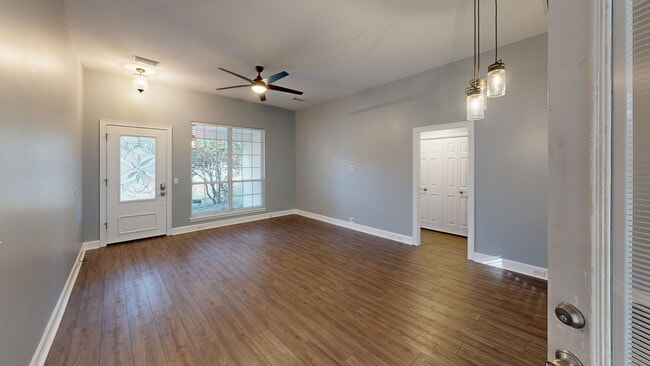 13193 Caldwell Rd unit 1, Jacksonville, FL 32226 - photo 2