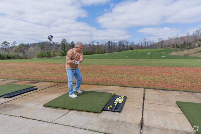 Just a short drive away, Coonskin Park has driving ranges for golf enthusiast.