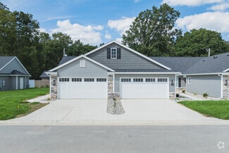 27661 Simmons Rd, Perrysburg, OH 43551