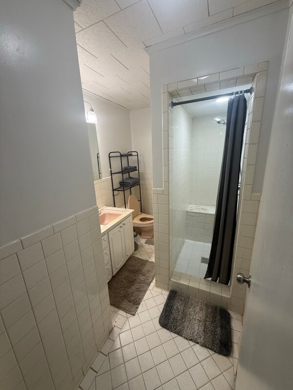 215 S Grand Ave, Okmulgee, OK 74447 - photo 5