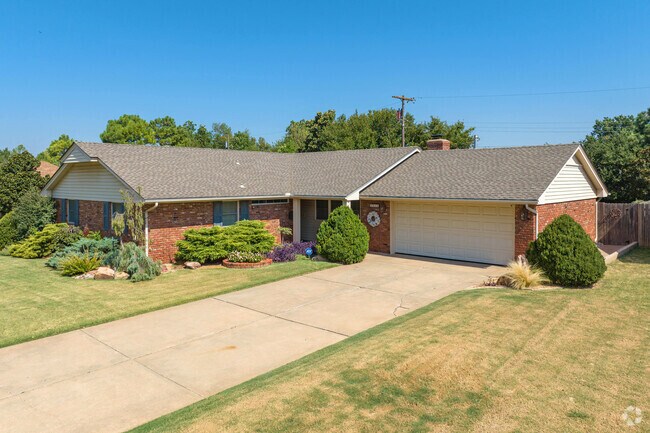 Ranch style homes pop up throughout Mayview giving residents classic one story living.