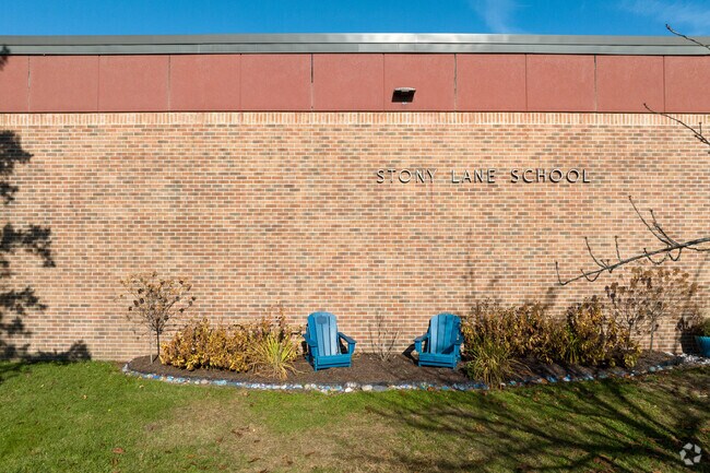 The mission of Stony Lane is to educate children of N. Kingstown in partnership with families.