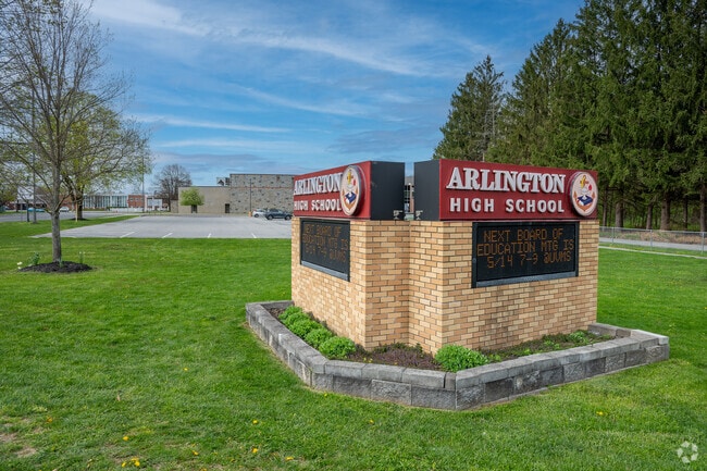 Arlington High School serves students in the Outlying Dutchess County community.