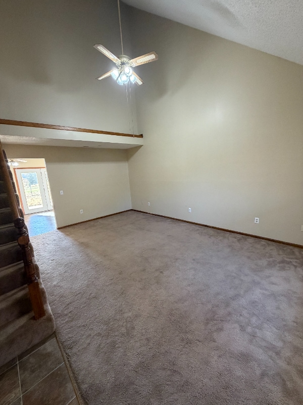 109 Cora Dr Unit B, Weston, MO 64098