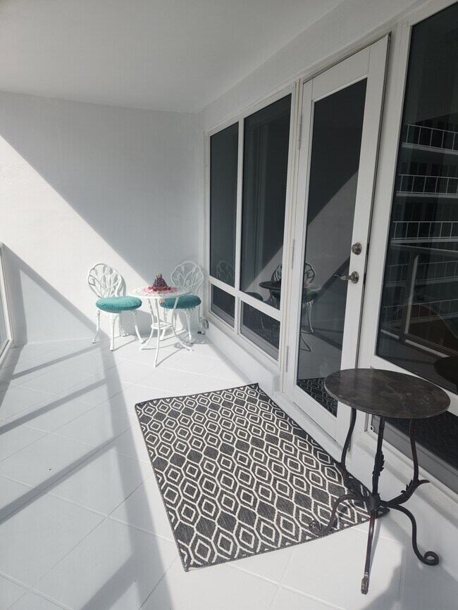 The Galleon unit 405, Fort Lauderdale, FL 33308 - photo 6