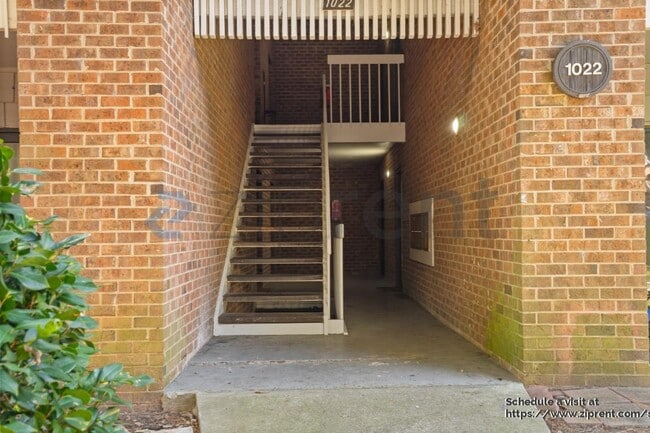 1022 Sandlin Place, Raleigh, NC 27606 - photo 2