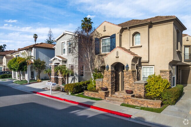A mix of Spanish and traditional American homes can be found throughout the Forster Ranch neighborhood.