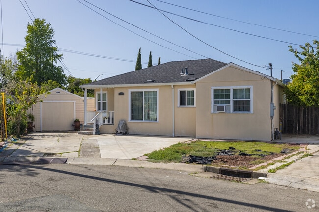 You're find new build bungalow homes in the Ashland neighborhood.