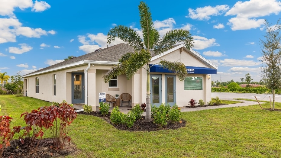 16544 Elkhorn Coral Dr, North Fort Myers, FL 33903 - photo 1