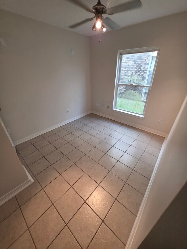 6847 Mayo Blvd unit C, New Orleans, LA 70126 - photo 7