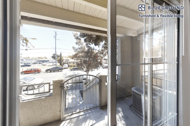 1300 The Alameda unit FL1-ID6324A, San Jose, CA 95126 - photo 4