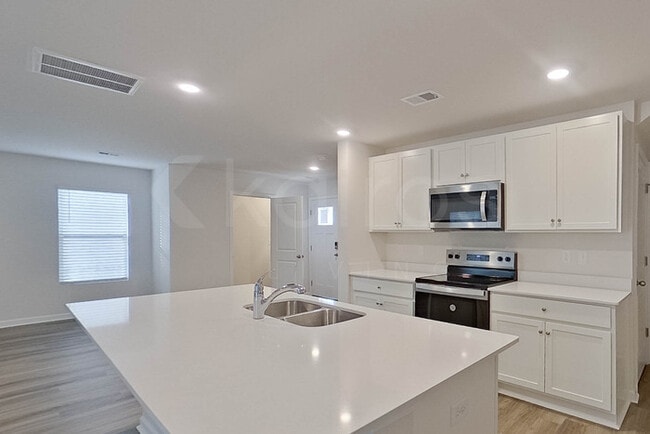 117 Inez Ave, Springfield, GA 31329 - photo 6