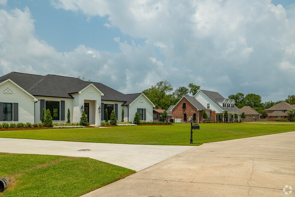 Neighborhood_Montz_final_070723