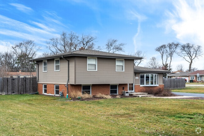 There are a few split level homes to be found in Elk Grove Village East.