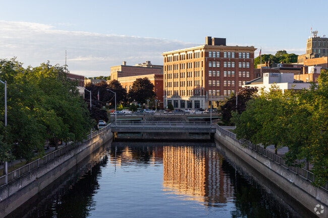 Fairmount residents enjoy being in close proximity to the bustling downtown Bangor.
