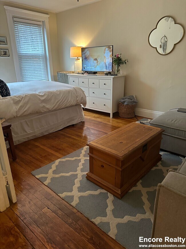 110 Brainerd Rd unit 11, Allston, MA 02134 - photo 2