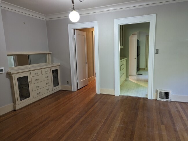 2124 SE Elliott Ave unit 1, Portland, OR 97214 - photo 4