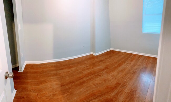 4851 S Ashland Ave unit 3R, Chicago, IL 60609 - photo 7