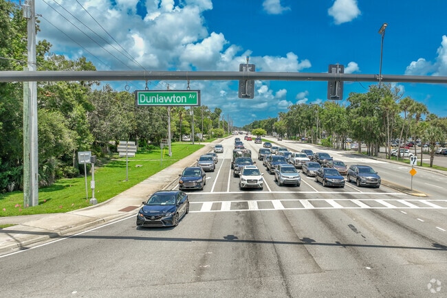 Dunlawton is one of the premiere roads Willow Run commuters use for access to I-95 and I-4.