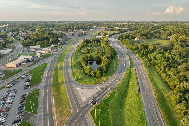 Rodney Village is right off of Rt.13 and Rt. 1 which take residents to Dover and beyond.