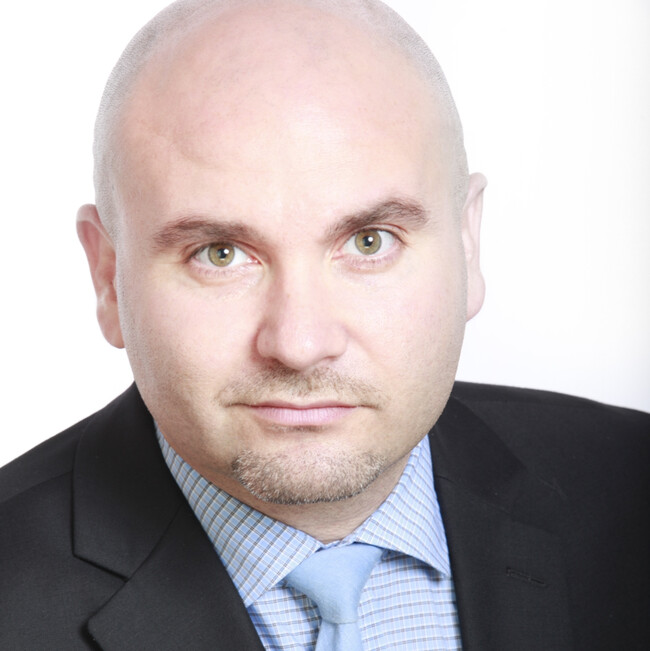Agent Photo
