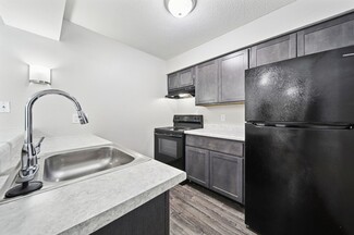 45 Stringham Rd, Battle Creek, MI 49037