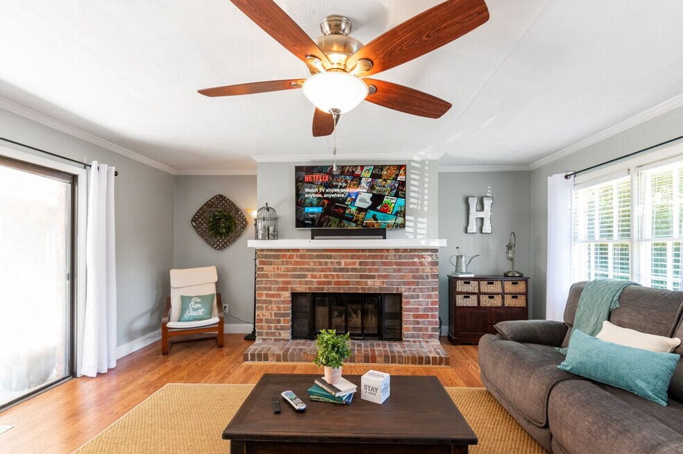 3926 Pineview Dr SE unit ID1234817P, Smyrna, GA 30080 - photo 1