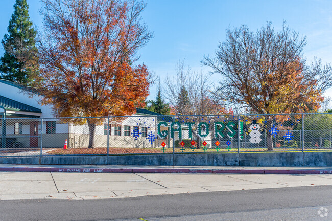 Gator pride at Visit Sandra J Gallardo Elementary School.