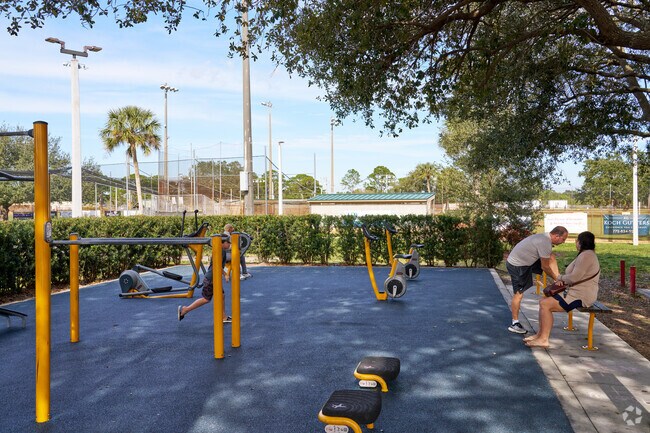 Outdoor workouts at Sportsman's park are a great social activity in Northport Village.