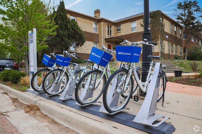 College Hill offers Wichita’s public bike transportation system.