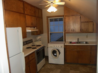 803 10th Ave N Unit 803.5 10th Ave N Upper, Fargo, ND 58102