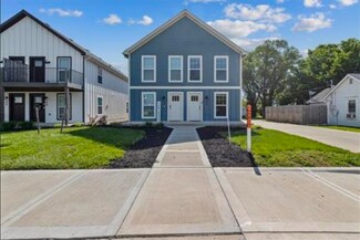 156 SW 8th St, Blue Springs, MO 64015