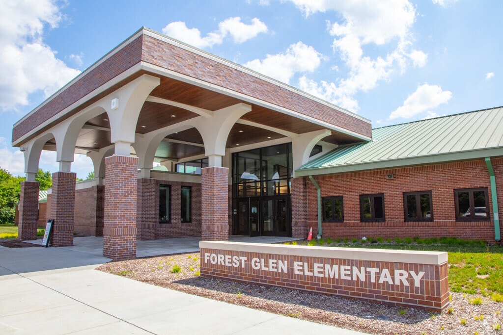 Forest Glen Elementary School front entrance in Lawrence.