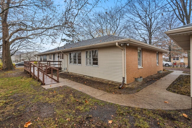 1320 Alms Dr, Champaign, IL 61820 - photo 5